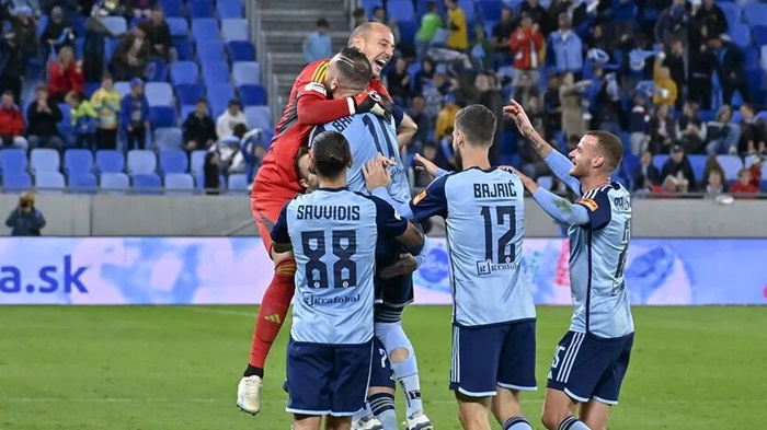 Zrinjski Mostar vs Slovan Bratislava, 02h00 ngày 30/07
