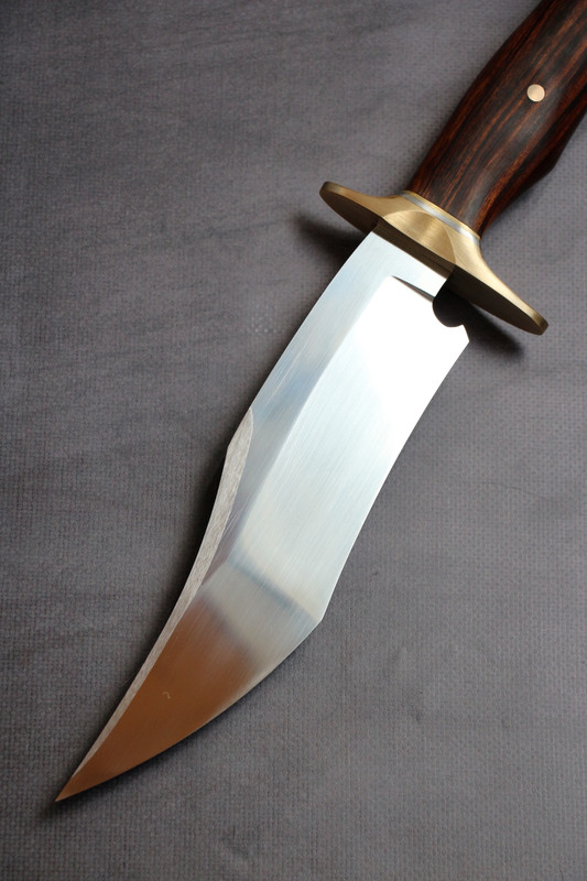 Stroker Bowie D2 hand satin 8.7 inch Blade Ironwood (3)