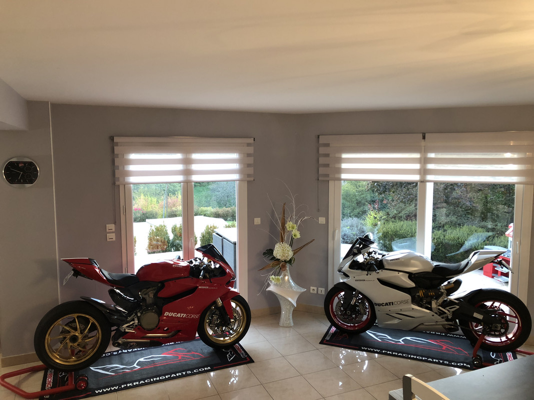 F98A9832-0B6A-4CBA-B93C-7E9D3886090C