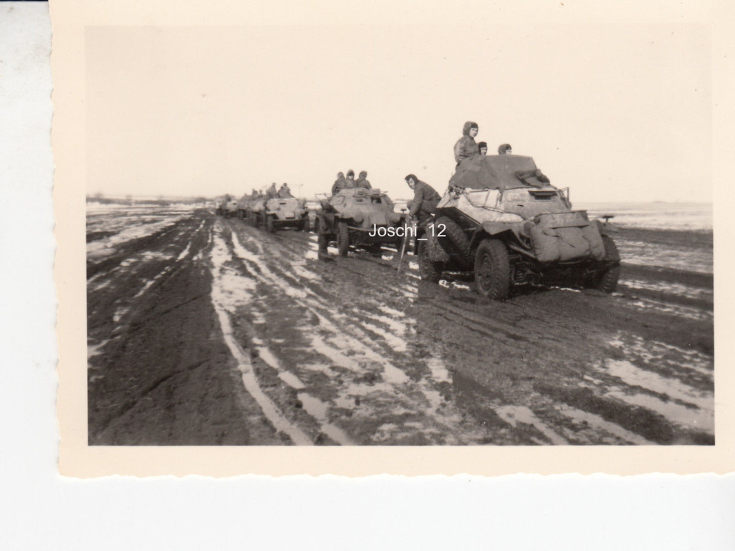 Foto   gep.SdKFZ Panzeraufklärer Winterkampf