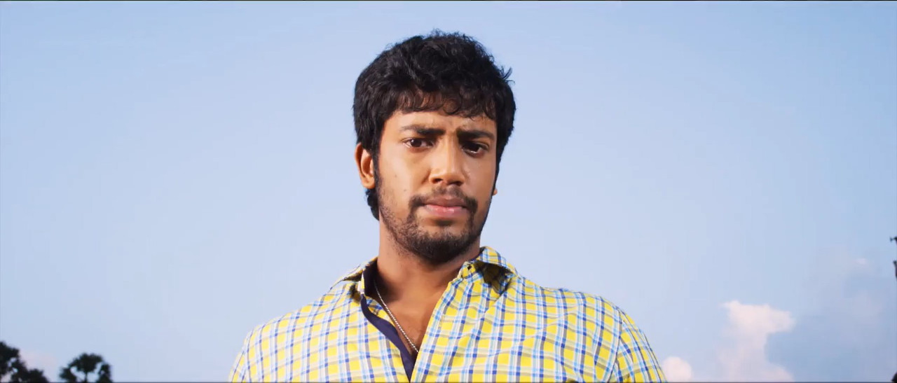 Adhagappattathu Magajanangalay 2017 WebRip [Tamil] 480p, 720p ESub Screenshot