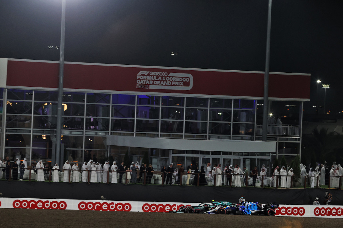 [Imagen: f1-gp-qatar-gara-domenica-40.jpg]