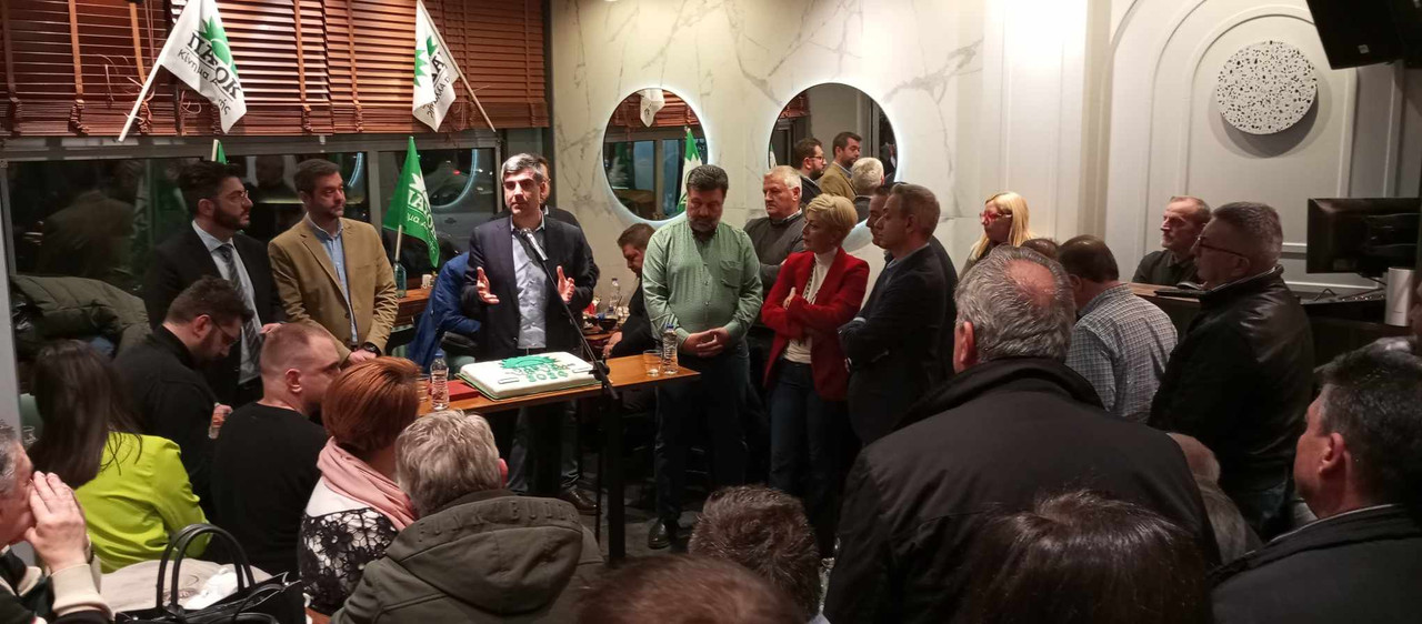 206fe810-1893-5435-c20d-55089e7da7ce