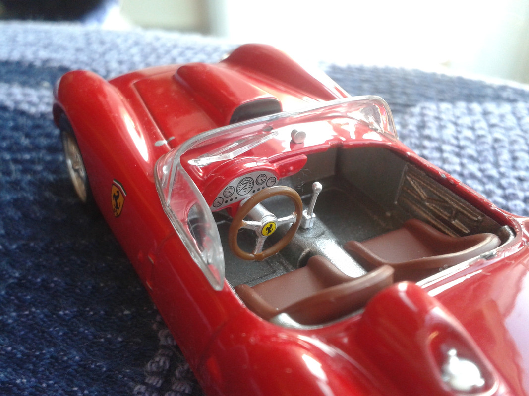 1958 Ferrari 250 TR 58 (Ixo - nº 6 Ferrari RBA) (13)