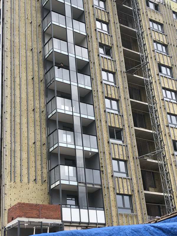 721F8437-37B2-4FFF-BDCD-E28FF2F78886