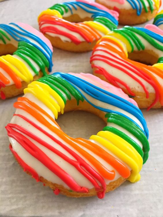 multidoghnuts.jpg