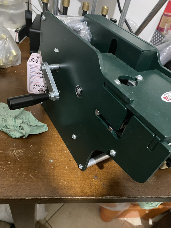 CA64D1DB-5157-40DE-8524-27BC8A5B2F63