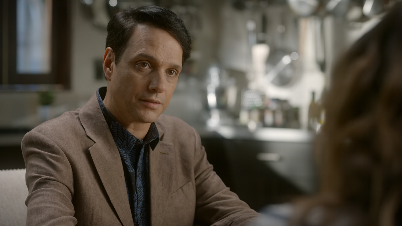 Cobra.Kai.S03E06.King.Cobra.1080p.10bit.BluRay.AAC5.1.HEVC-Vyndros.mkv_snapshot_10.04_[2022.11.30_14