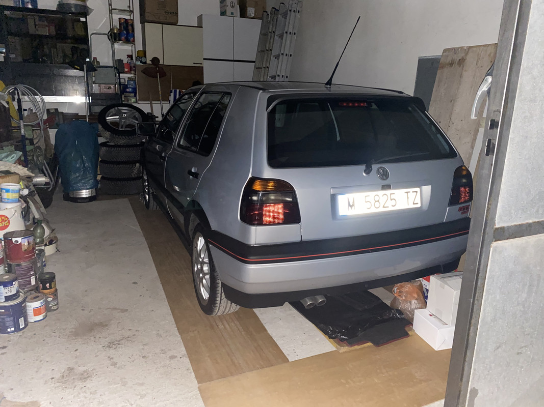 5A18E02D-E56C-4B9A-93B5-942566300D94