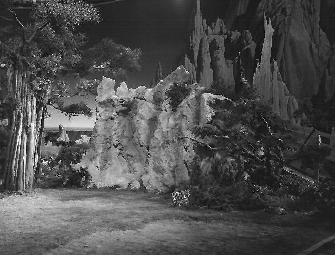 MORBIUS HOME INTERIOR (5)