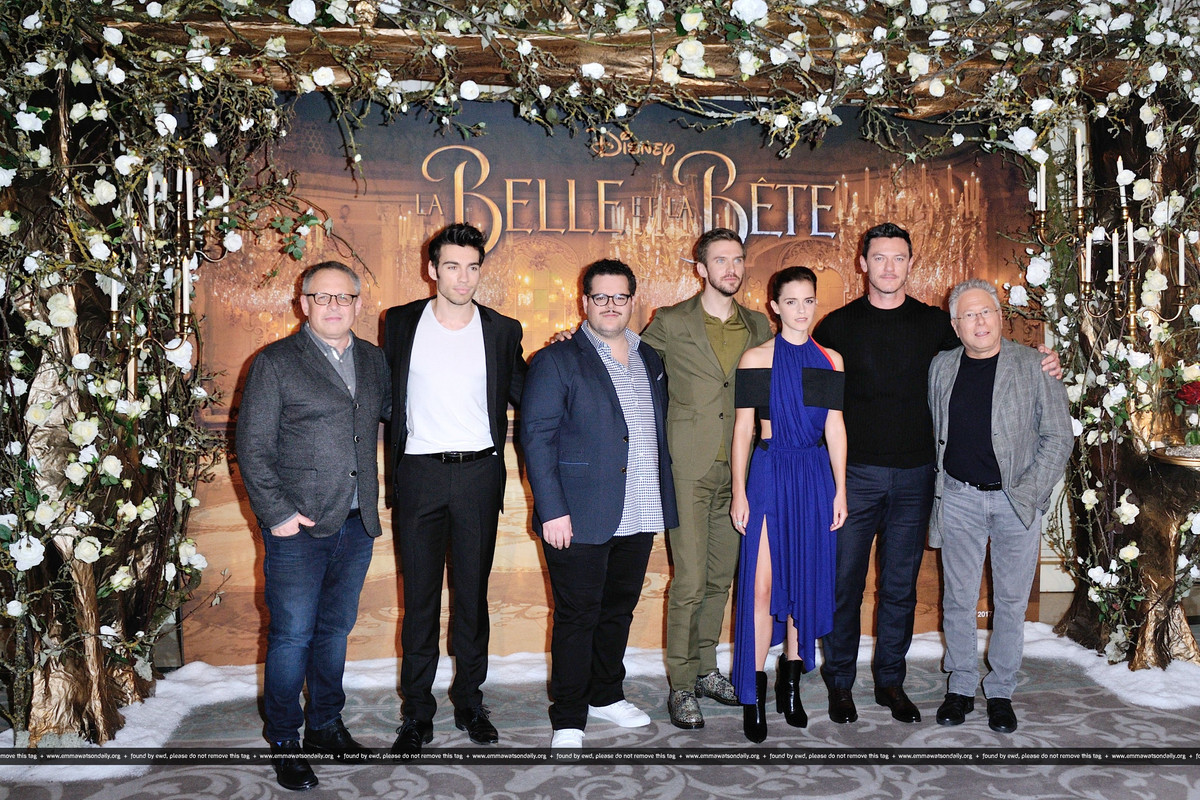 emmawatson-updates.com (136)