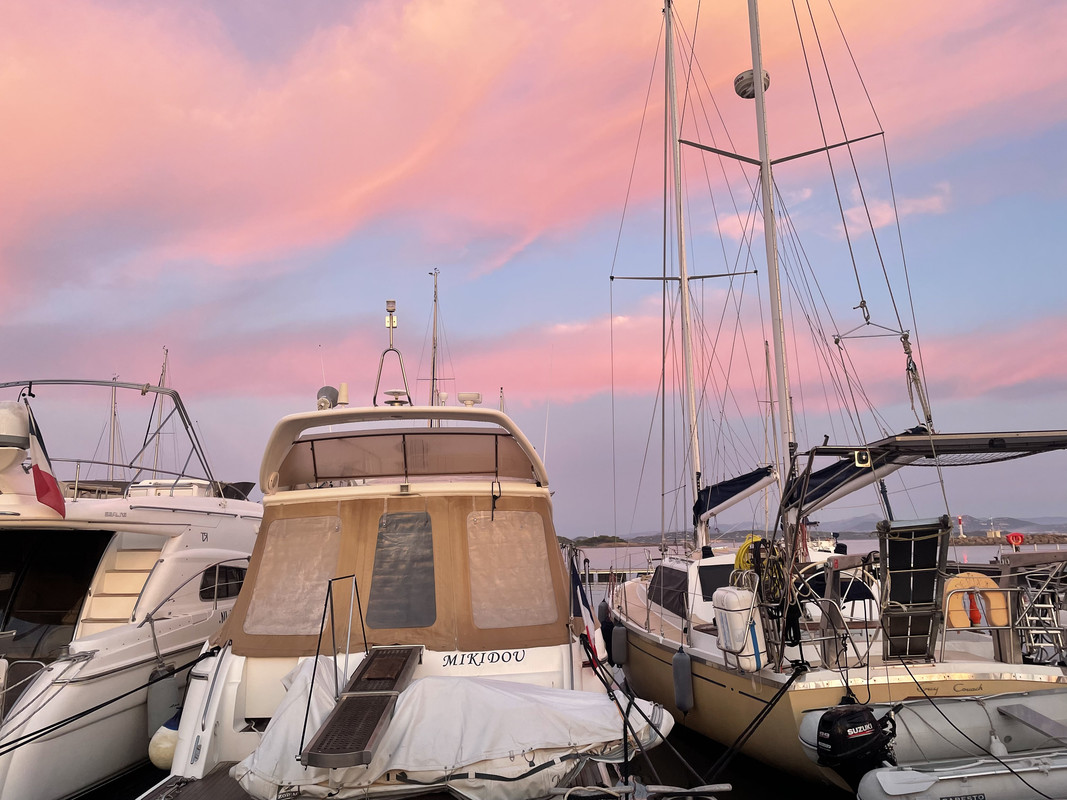 D961B2FD-9DA6-4223-A317-B50D2EBE9E60