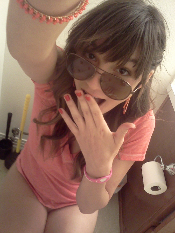 [Image: Nude-Amateur-Pics-Busty-Teen-Selfies24.jpg]