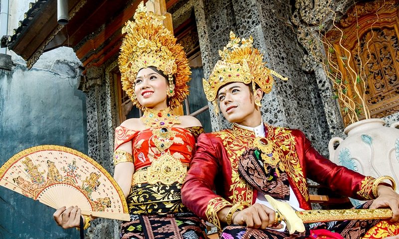 busana adat Bali payas agung baliya.id