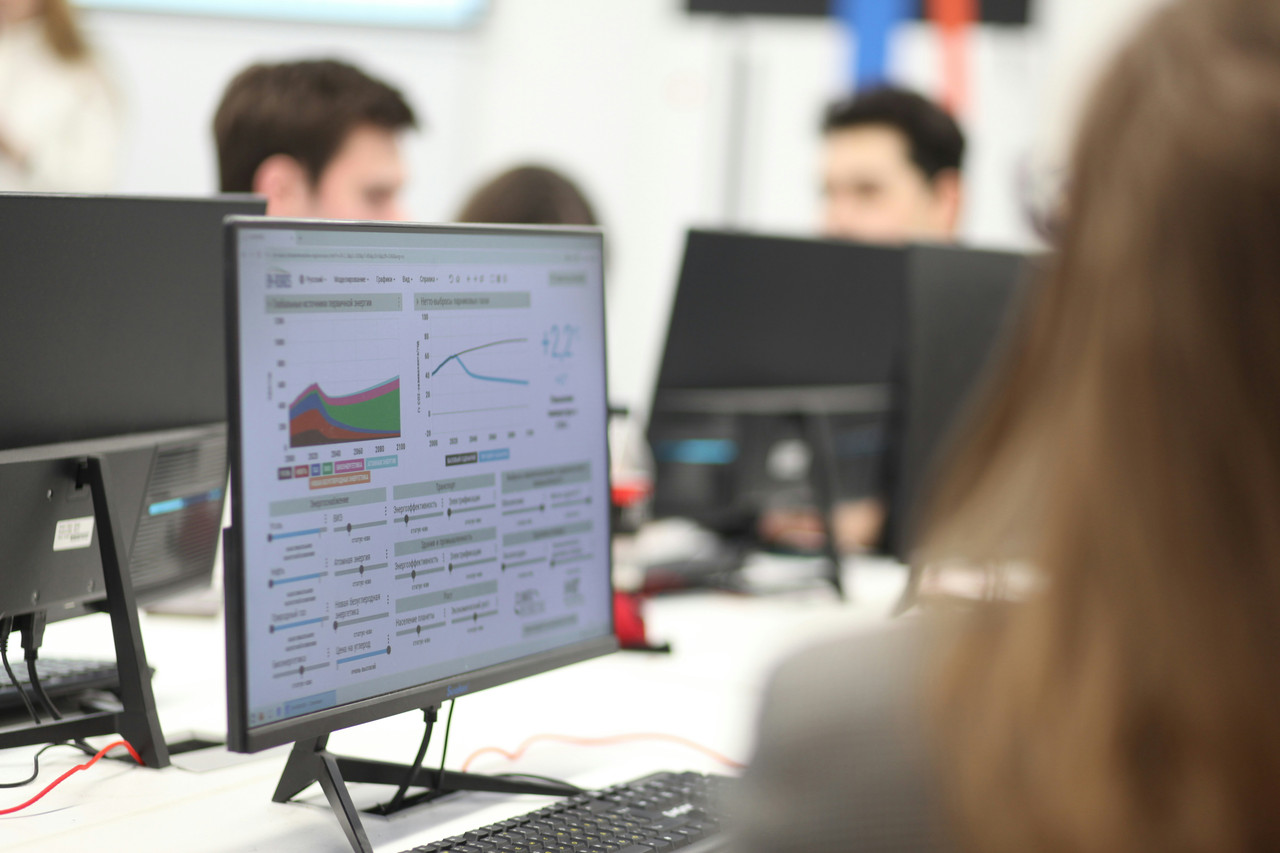 Sertifikasi Kompetensi MSDM Berbasis Data dan Analitik — Pertama di Indonesia