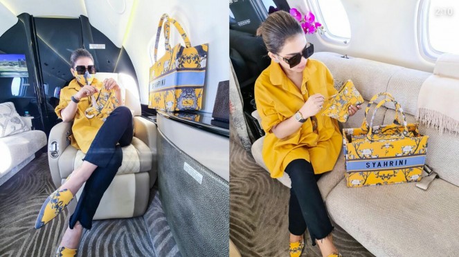 Gaya Syahrini saat di dalam jet pribadi