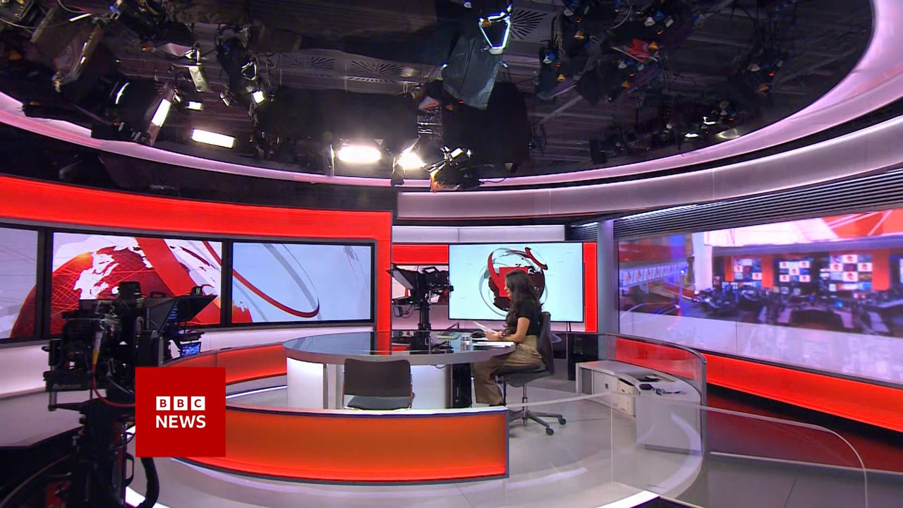 BBC News_20230326_02450600.ts_snapshot_00.43.07.826