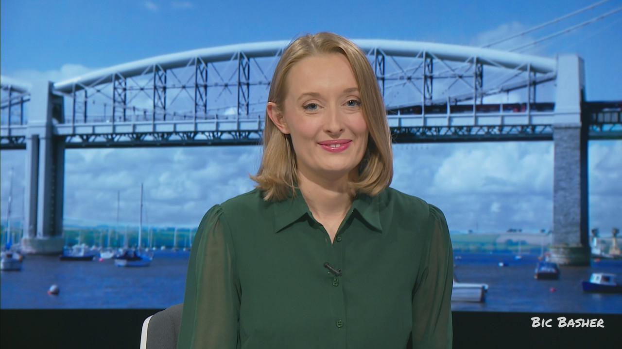 08.31 - 18.45.01 - ITV News West Country. Breaking news and current s....ts_snapshot_14.42.405