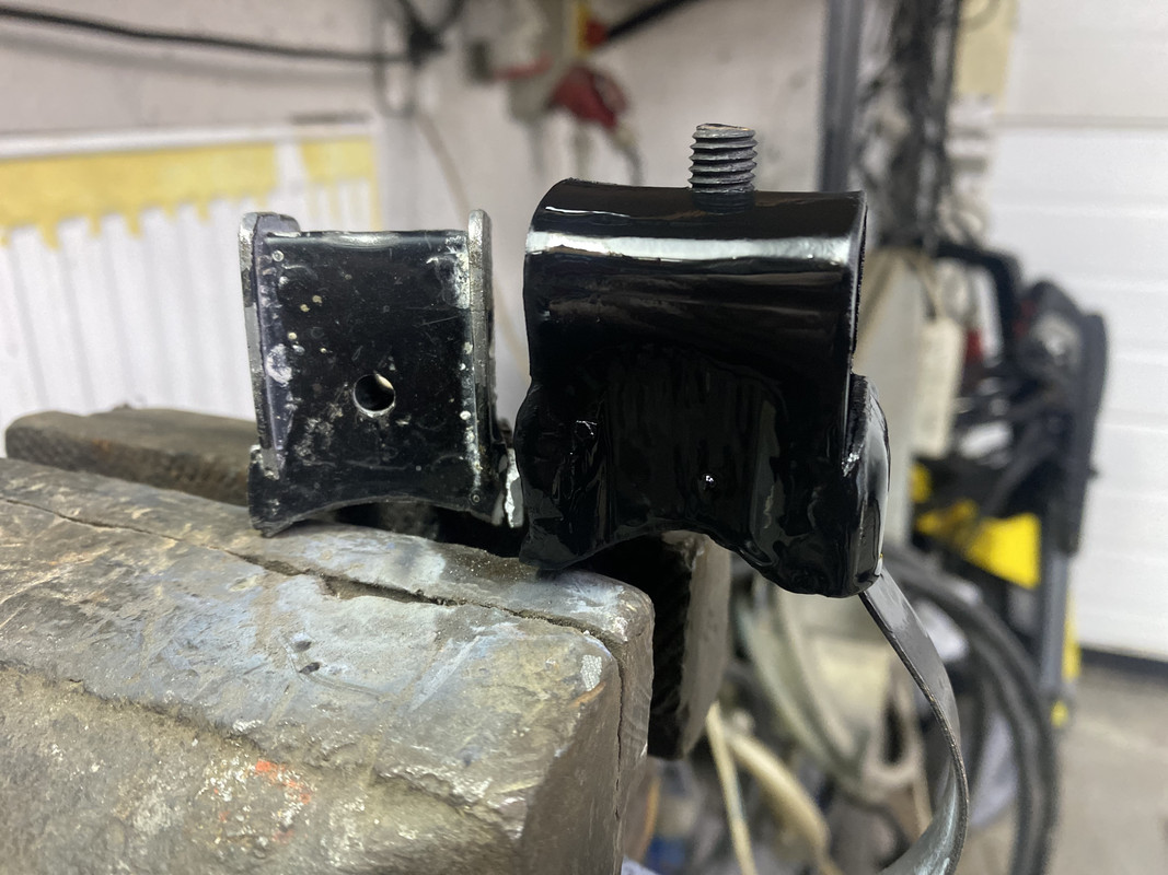 70A90CCE-FBE0-4EB8-8B5B-8FCF922CFF34