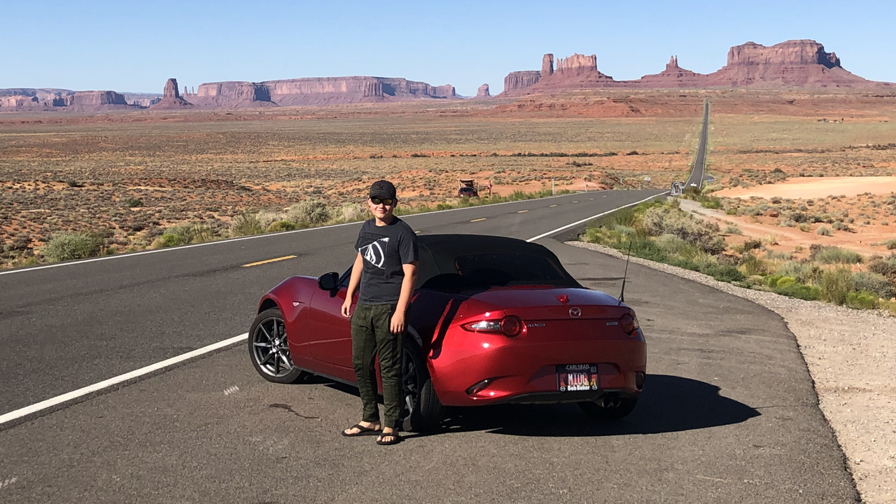 FCAAE53D-08D6-4E37-8CF6-40E8EE1DC3B5