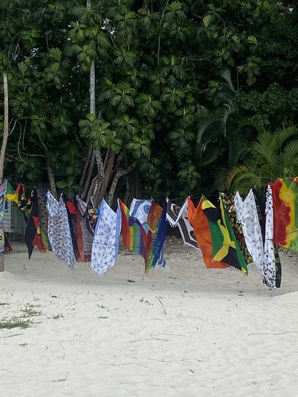 A164E81C-16BB-4437-8940-38289F6C86A3