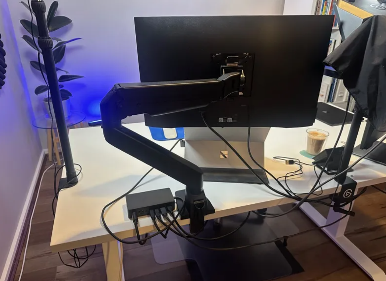 Снимок экрана 2025 12 27 165510