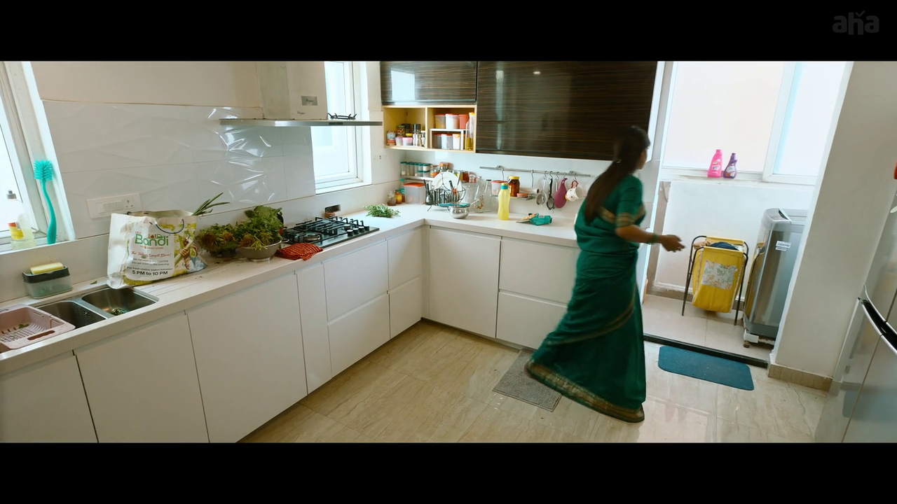 vlcsnap-2025-04-21-19h32m32s053