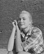 Grace-Kelly-md53