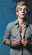 Ross-Lynch-superficial-guys-63