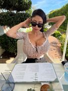 3840x5120_1f0319f1a90ad9b5b7f857686c75b178