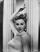 Mitzi-Gaynor-d47