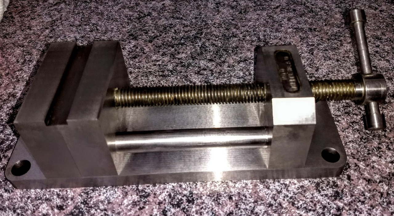 Rod_s_Vise_5.jpg