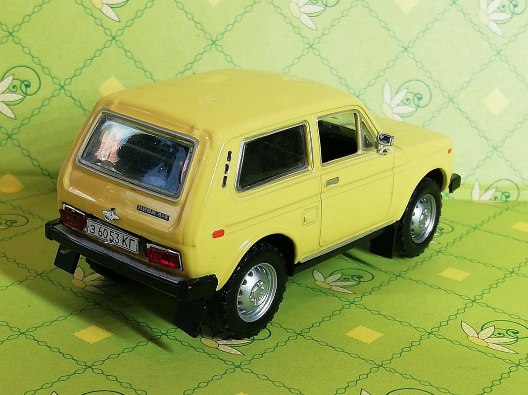 ВАЗ 2121 Нива“. 3