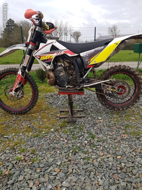 A37C66AC-9893-475C-8508-5AEFCDB707EC