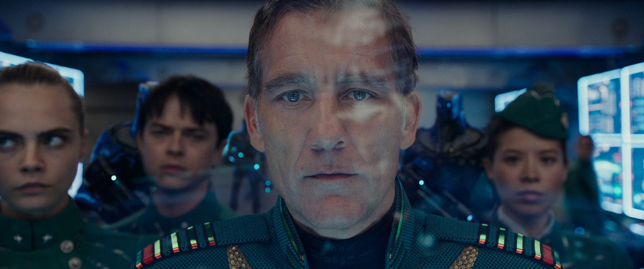 Valerian and the City of a Thousand Planets 2017 (1080p x265 10b