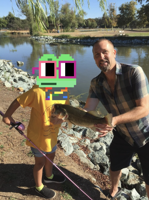 2022's First Prize Winner (left) and Second Prize Winner (her dad on the right)