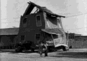 traincrash02_320.gif