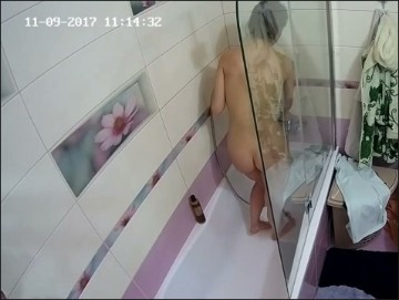 [Image: Voyeur16145075606.jpg]