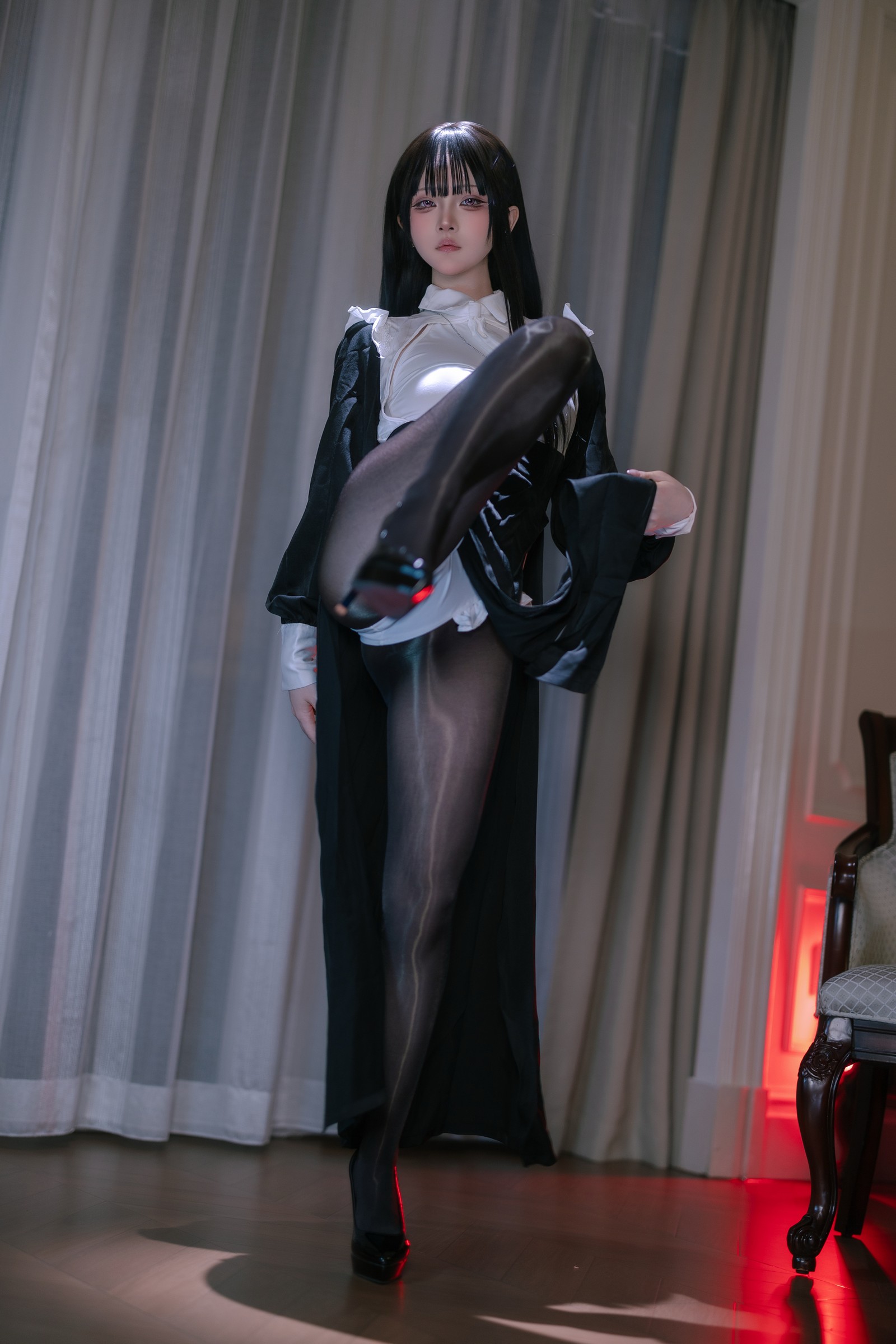 屿鱼 Yuyu 黑丝修女 Cosplay 写真合集（40P｜375MB）插图2