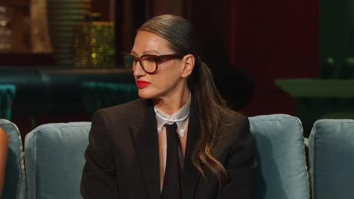 [Image: mnu9v3m5uf7q.jpg]