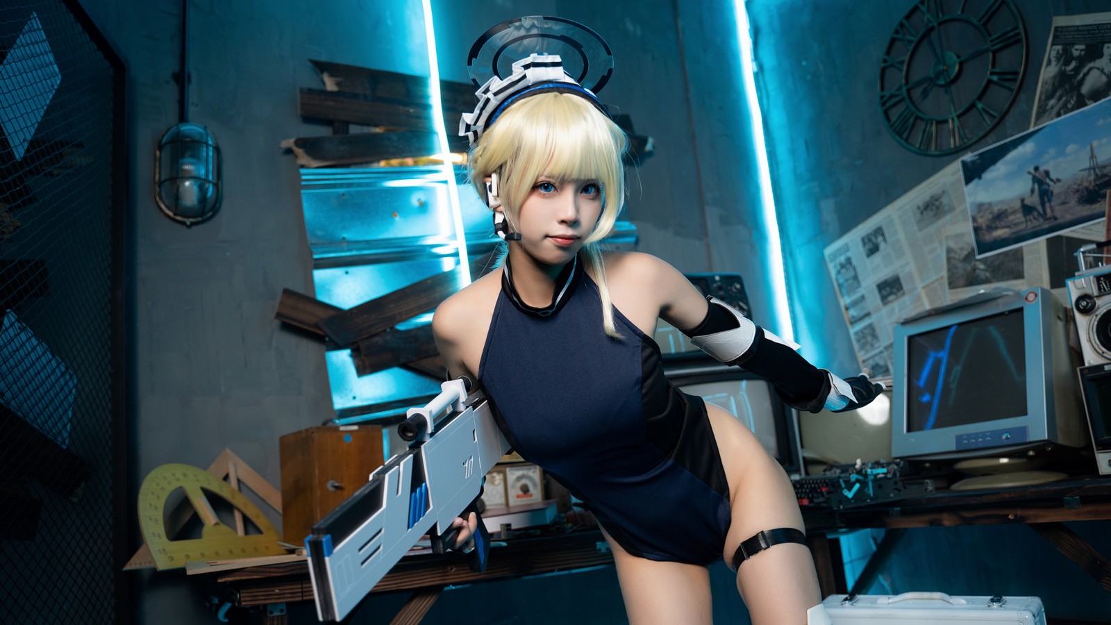 三無人型美女写真：飞鸟马时兔女郎战斗服 COS（60P／389.1M）插图8