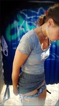 [Image: Voyeur36555133706.jpg]