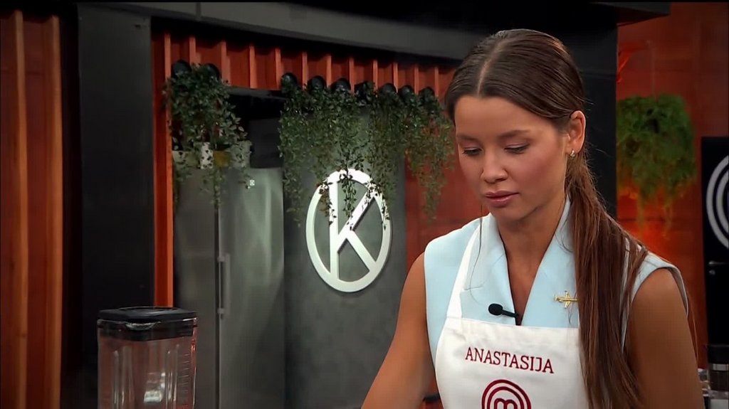 [Image: qgl0nv8ab8e0.jpg]