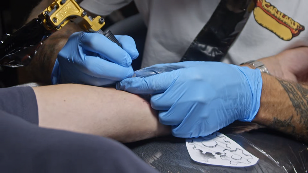 [Image: 7s9ykmc6s0bh.png]