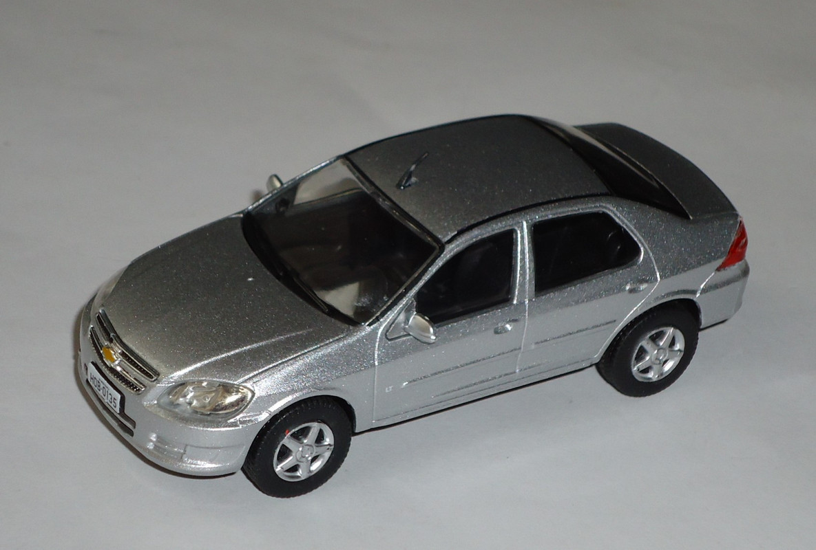 Chevrolet-Prisma LT (2012)