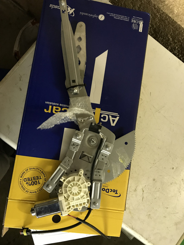 1E09F5AE-36B4-42FA-BBDB-A66CE8821315