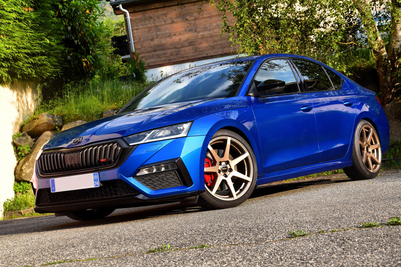 F8519D60 D727 4A20 99AF E08D906C67E9