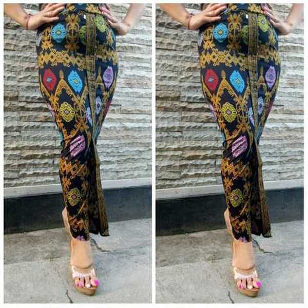 10 Rok  Span Batik  Panjang  Warna  Hitam Dengan Harga Murah 