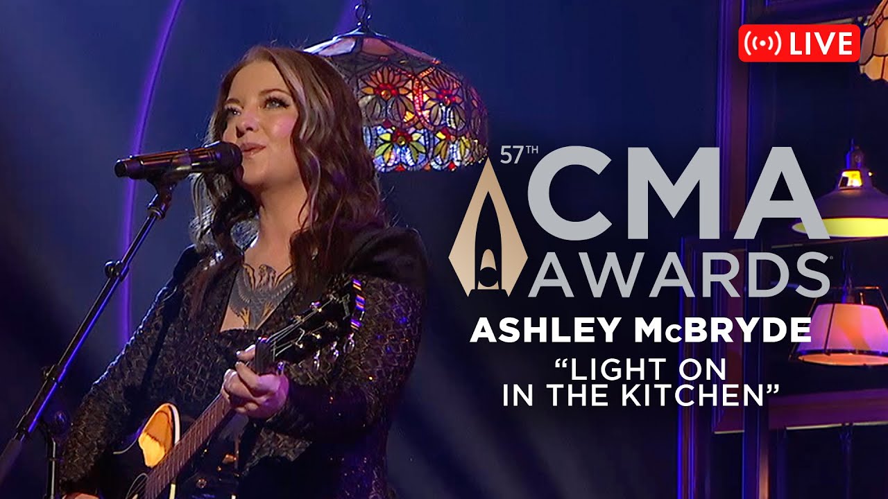 Ashley McBryde-Light On In The Kitchen (57th Annual Cma Awards)-720p-x264-2023-Srpx