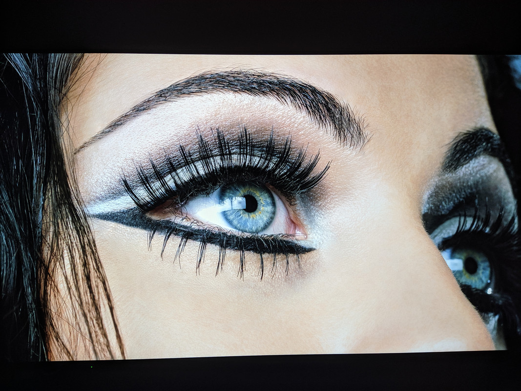 1067x800, 160.9Kb